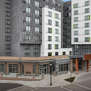 Courtyard By Marriott Hotel